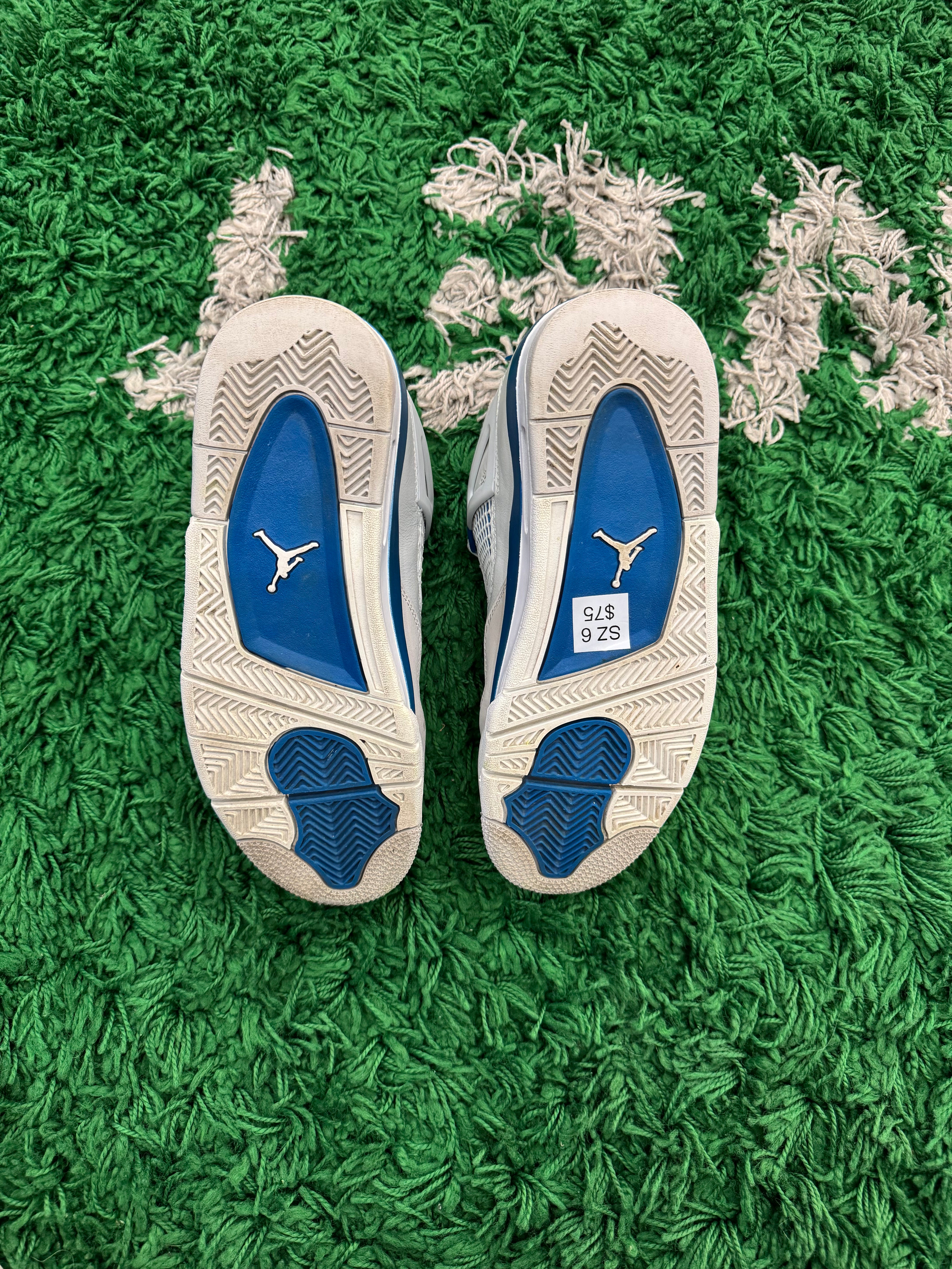 Jordan 4 Military Blue (VNDS)